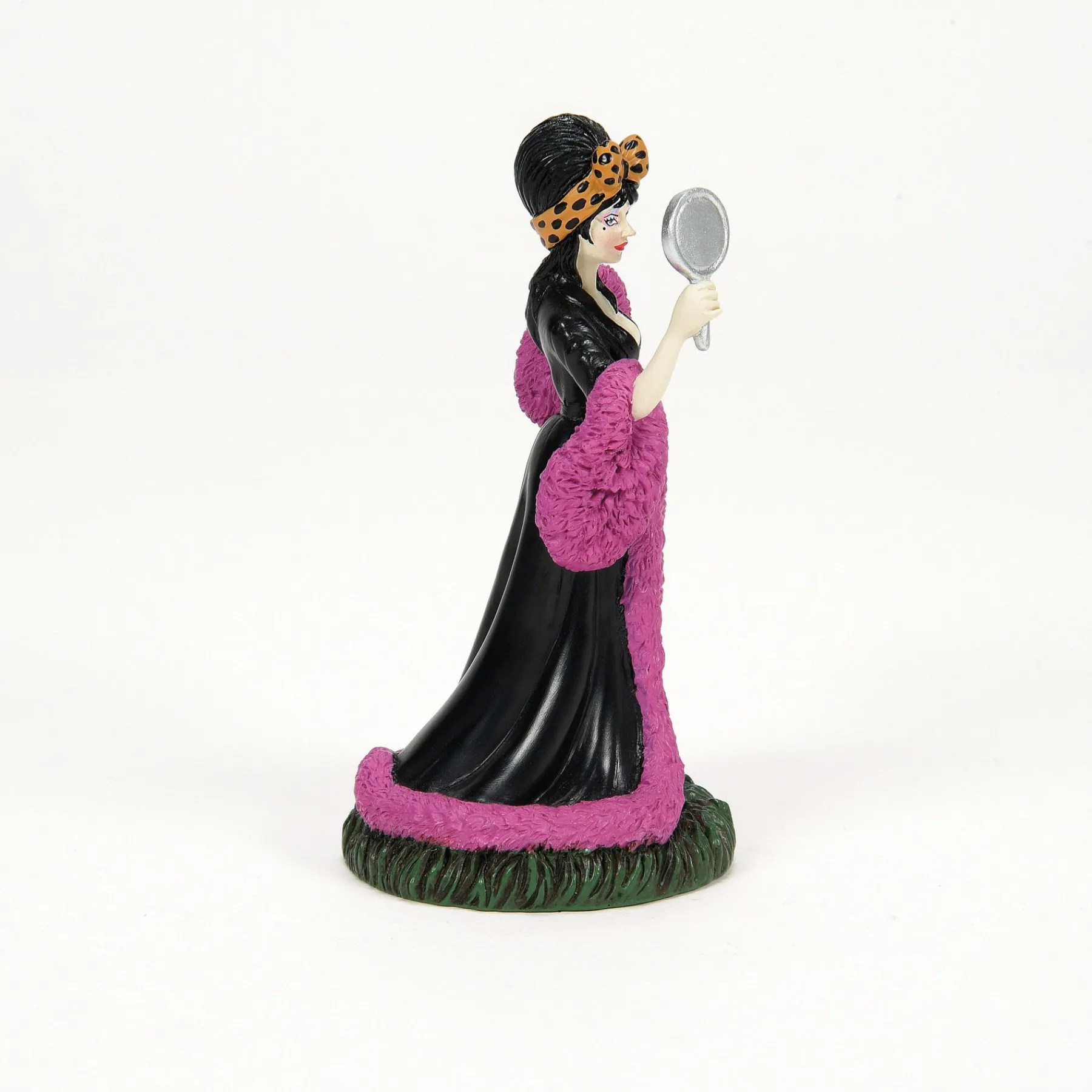 Department 56 Hot Properties Village|Elvira On Set