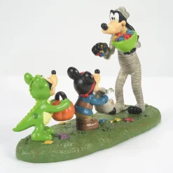 Department 56 Disney Village|Halloween Treats From Goofy