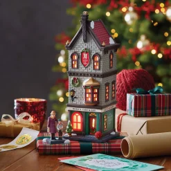 Department 56 Christmas In The City Series|Holly's Card & Gift