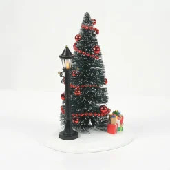 Department 56 Village Accessories|Lit Christmas Vignette