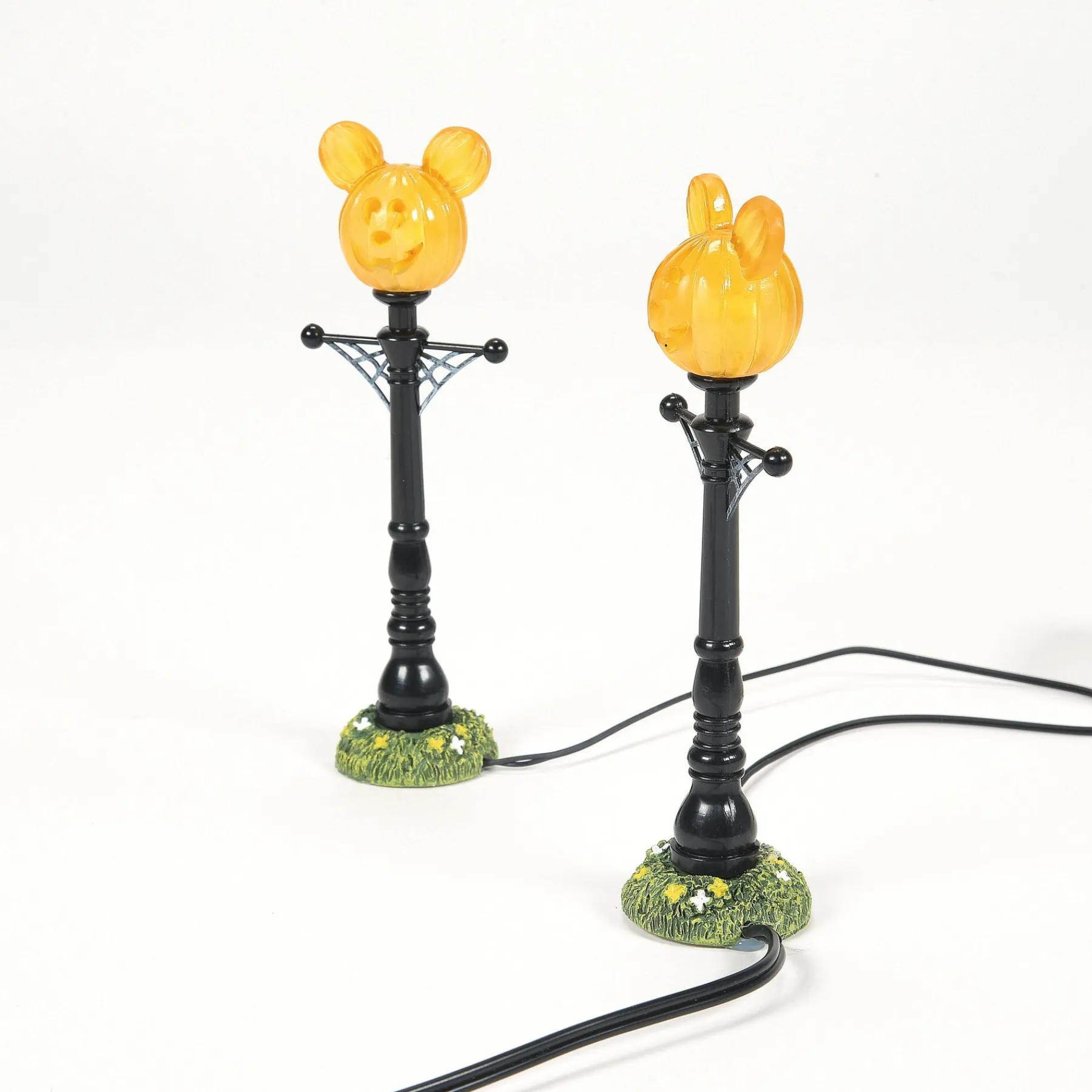Department 56 Disney Village|Mickey's Pumpkintown St Lights