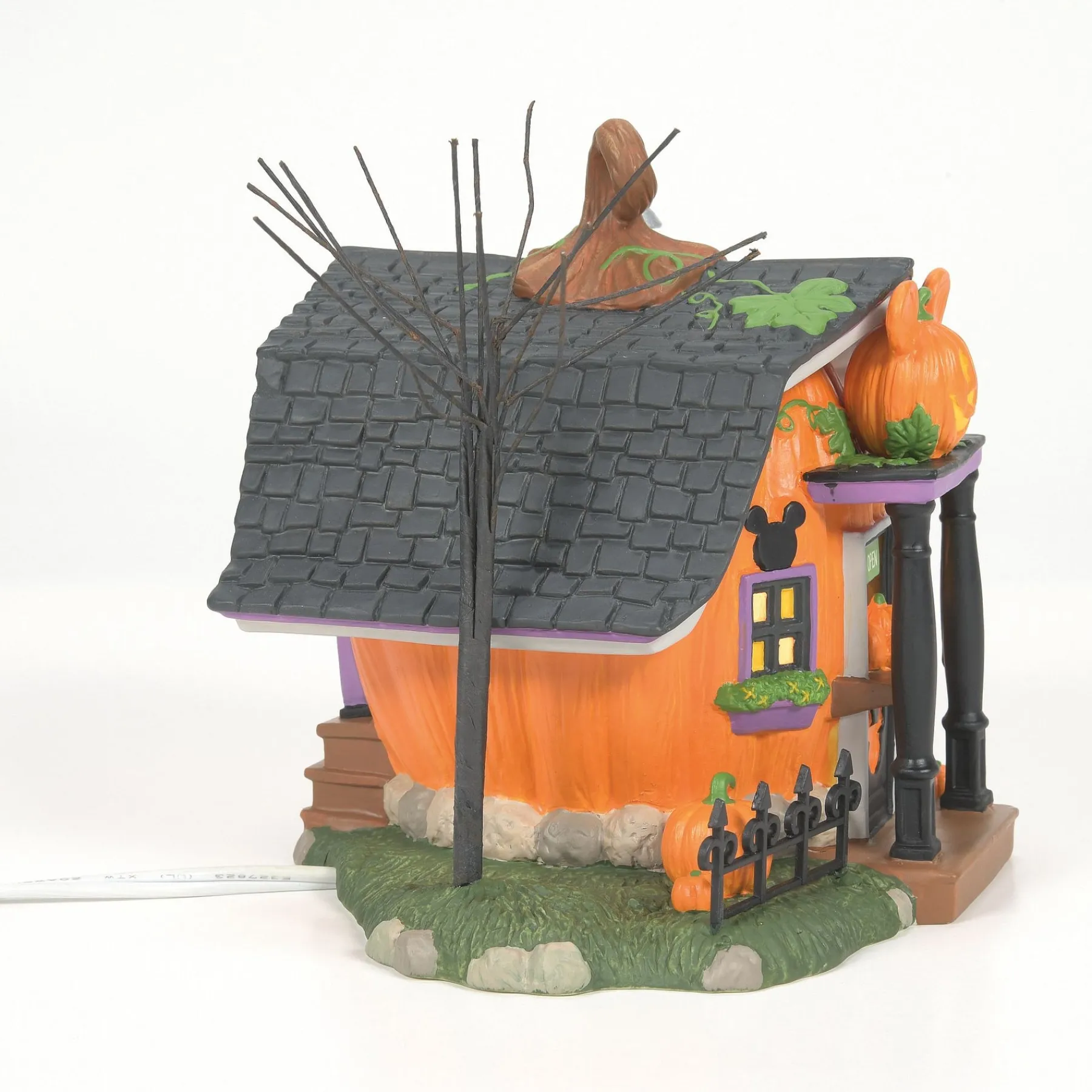Department 56 Disney Village|Pumpkintown Carving Studio